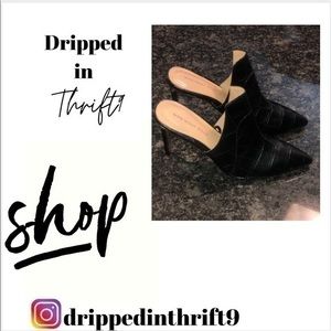 NWOT Womens stiletto mules, size 5.5